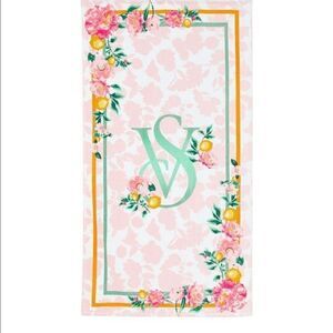 VICTORIA'S Secret Logo Beach Towel Lemons and Florals.